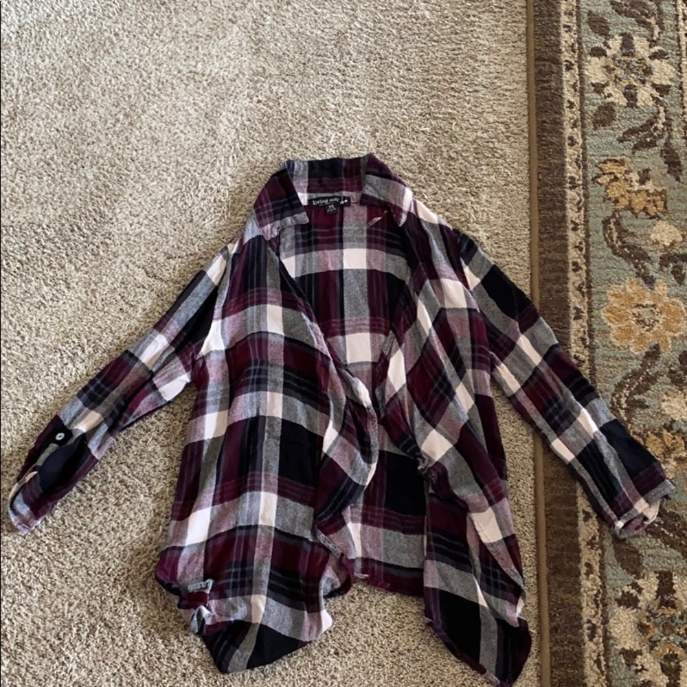 I’m selling a thin plaid cardigan.
